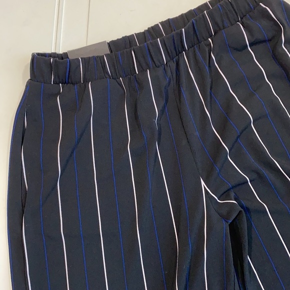 NWT Banana Republic Wide Leg Pull On Crop Pants M - Picture 2 of 6